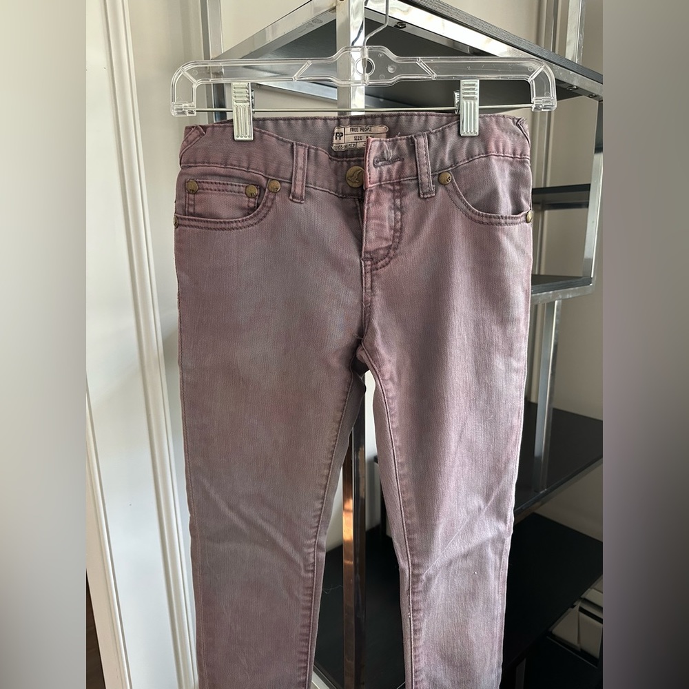 Purple cropped jeans